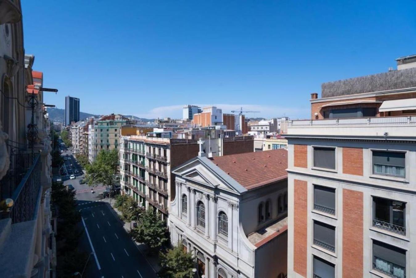 Salonga - 1 Bedroom And Balcony In Eixample Esquerra Barcelona Exterior foto
